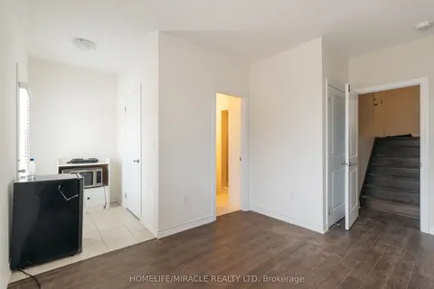 68 First Street, Orangeville, ON L9W 2E4