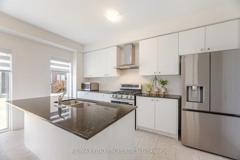 3909 Koenig Road, Burlington, ON L7M 0Z9