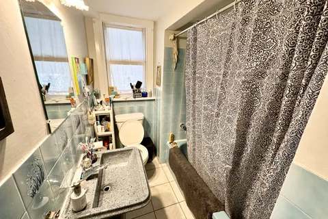 82 Hillcroft Drive, Toronto, ON M9B 4X9