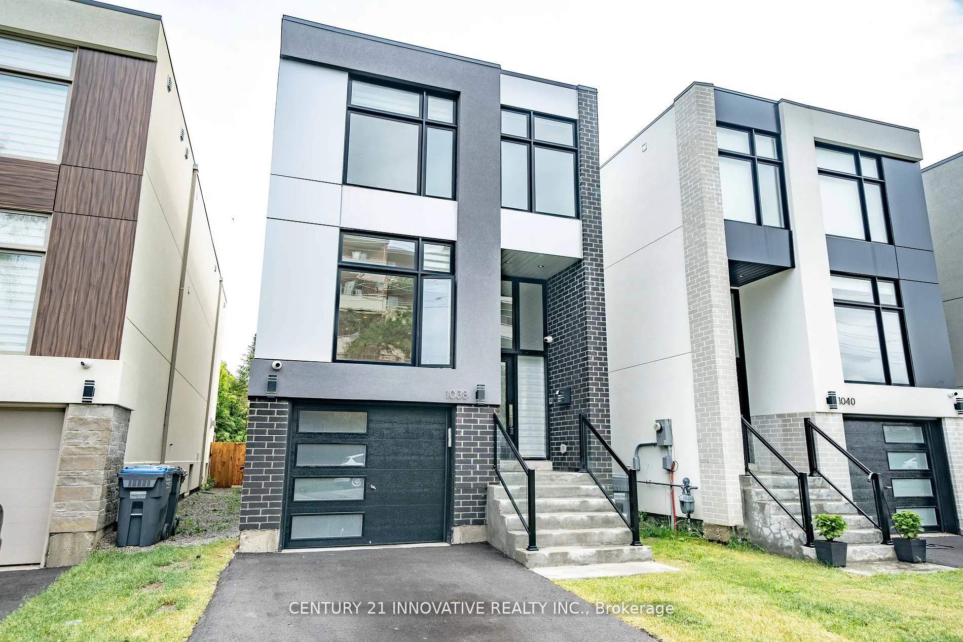 1038 Enola Avenue, Mississauga, ON L5G 4A9