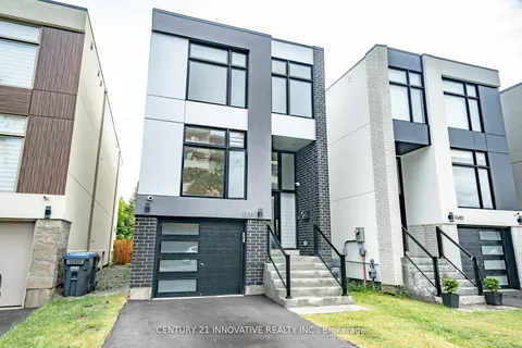 1038 Enola Avenue, Mississauga, ON L5G 4A9