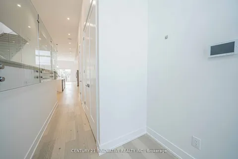 1038 Enola Avenue, Mississauga, ON L5G 4A9