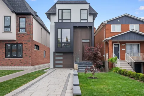 327 Melrose Street, Toronto, ON M8Z 1G7