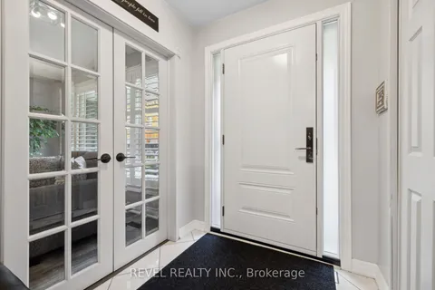 93 Willowridge Road, Toronto, ON M9R 3Z5