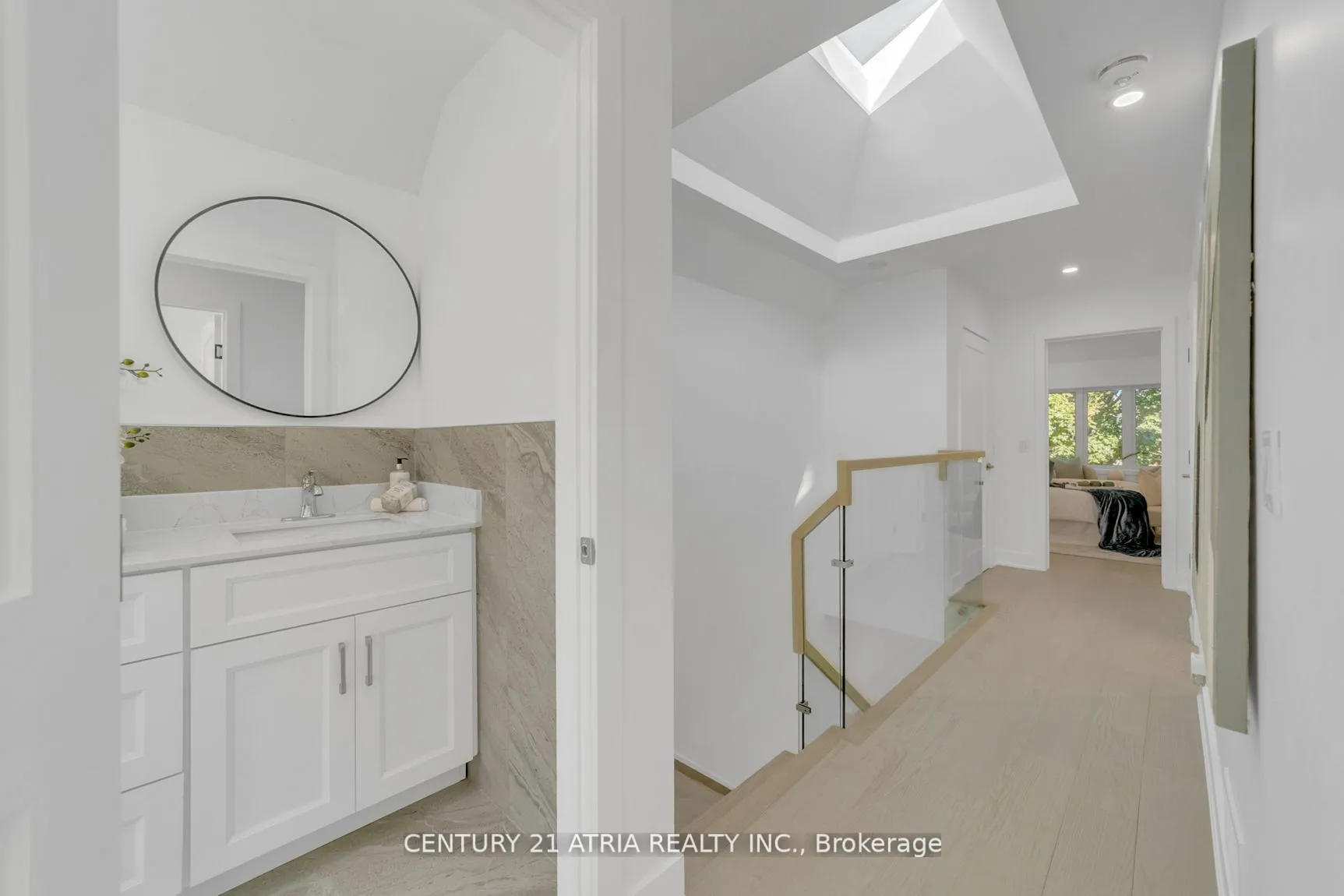 47 Eighth Street, Toronto, ON M8V 3C2