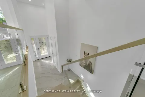 47 Eighth Street, Toronto, ON M8V 3C2
