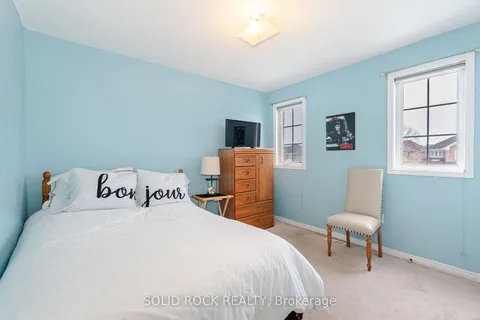 35 Prince Crescent, Brampton, ON L7A 2C8