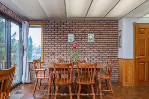 36 Breadner Drive, Toronto, ON M9R 3M4