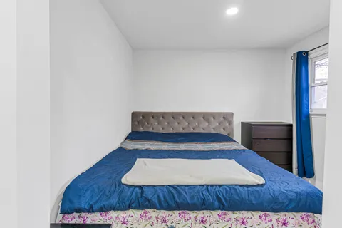 292 Woodward Avenue, Milton, ON L9T 1V2