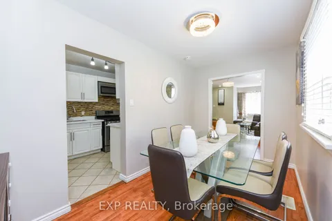 40 Corby Crescent, Brampton, ON L6Y 1H1