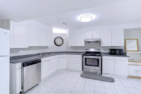 40 Brinkley Drive, Brampton, ON L7A 1G9