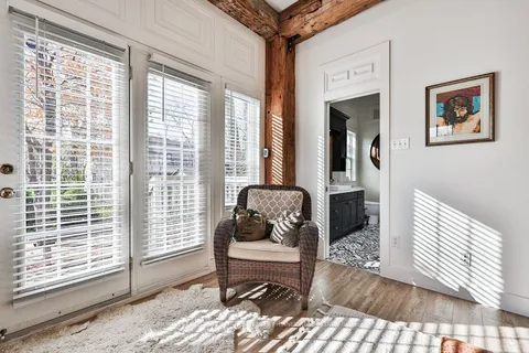 1486 Kenmuir Avenue, Mississauga, ON L5G 4B5