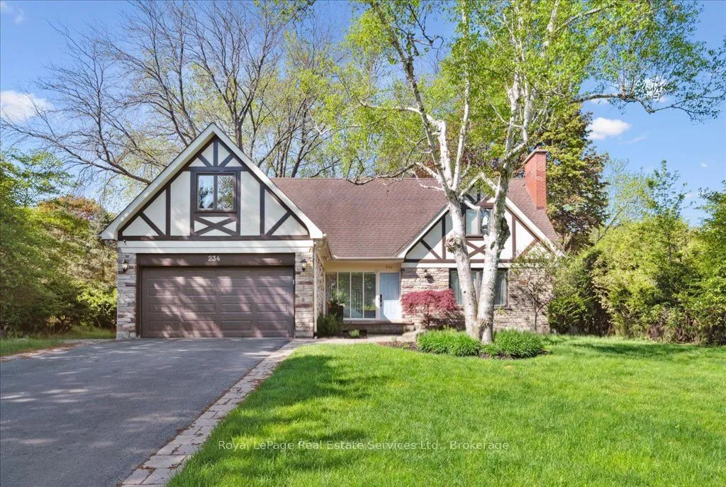 234 Cardinal Drive, Oakville, ON L6J 4P2