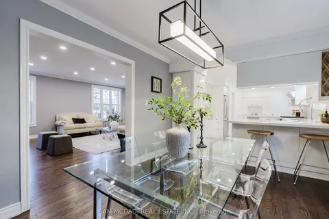 3325 Lakeshore Road, Burlington, ON L7N 1B1