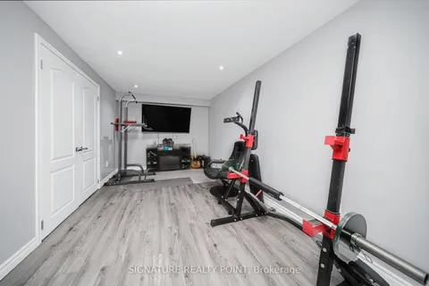 222 Simmons Boulevard, Brampton, ON L6V 3Y1
