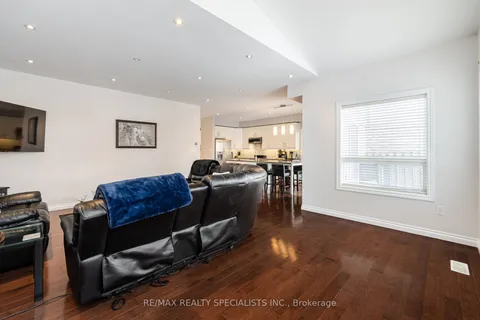 981 Kennedy Circle, Milton, ON L9T 0C6