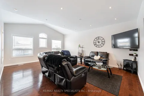 981 Kennedy Circle, Milton, ON L9T 0C6