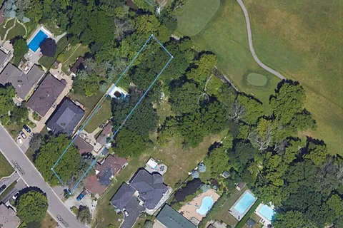 1481 Myron Drive, Mississauga, ON L5E 2N5