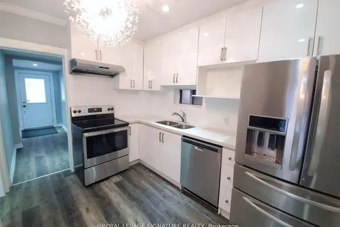 418 Margueretta Street, Toronto, ON M6H 3S5