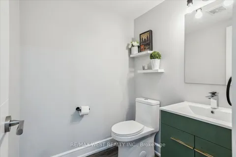 2 Waterbury Street, Caledon, ON L7E 1X2