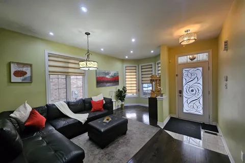 74 Allegro Drive, Brampton, ON L6Y 0H8
