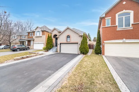 257 Anthony Avenue, Mississauga, ON L4Z 3V4