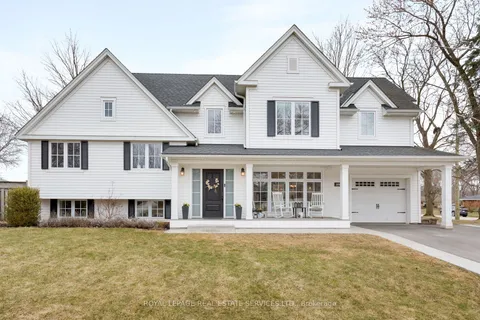 2088 Saxon Road, Oakville, ON L6L 2V2