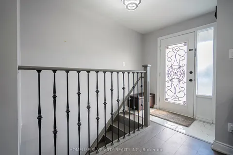 72 Brookland Drive, Brampton, ON L6T 2M5