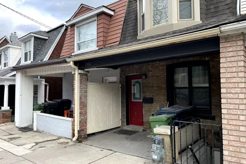 1301 Davenport Road, Toronto, ON M6H 2H3