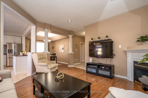 24 Bushberry Road, Brampton, ON L7A 1L3