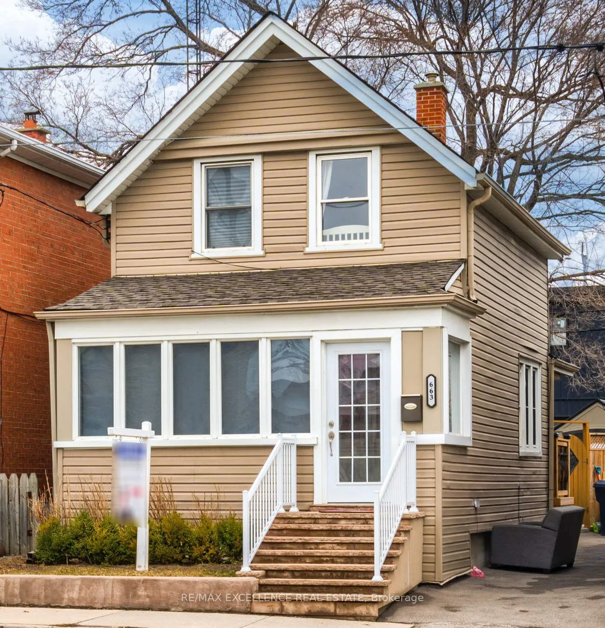 663 Jane Street, Toronto, ON M6N 4A6
