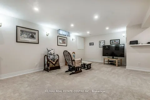 600 Woodward Avenue, Milton, ON L9T 3B8