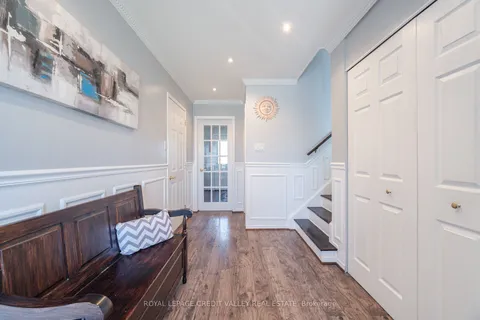 54 Gondola Crescent, Brampton, ON L6S 1W6