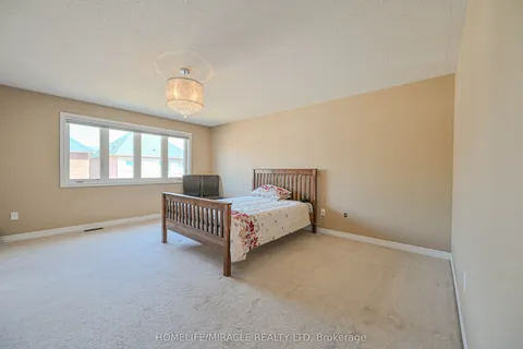 15 Fringetree Road, Brampton, ON L6R 3V8