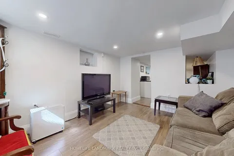 232 Laughton Avenue, Toronto, ON M6N 2X5