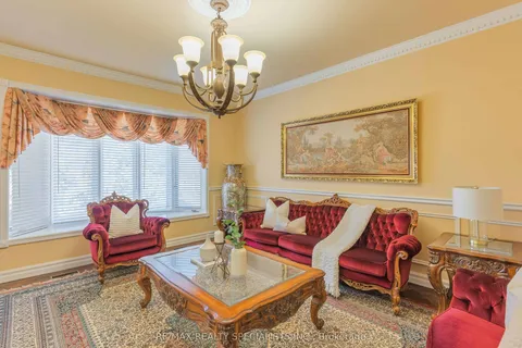 45 Humber Trail, Caledon, ON L7E 0B2