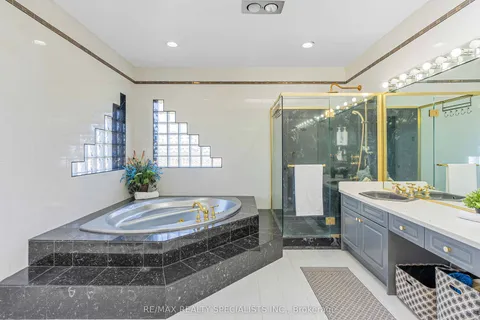 45 Humber Trail, Caledon, ON L7E 0B2