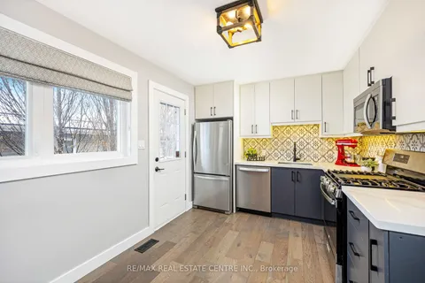 390 Woodward Avenue, Milton, ON L9T 1V4