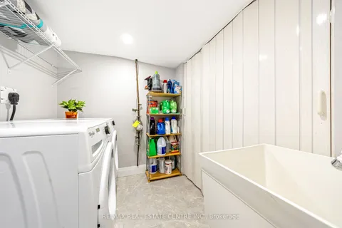 390 Woodward Avenue, Milton, ON L9T 1V4