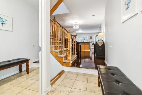 256 Whetham Heights, Milton, ON L9T 0P2