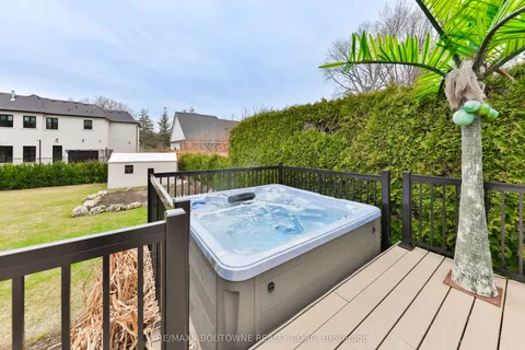 240 Pine Cove Road, Burlington, ON L7N 1W2