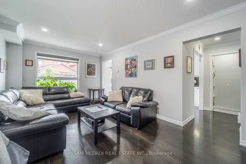 5599 Brenchley Avenue, Mississauga, ON L5V 2H3