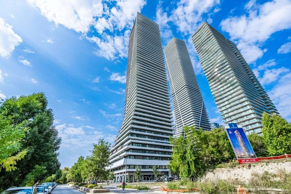 20 Shore Breeze Drive, Toronto, ON M8V 0C7