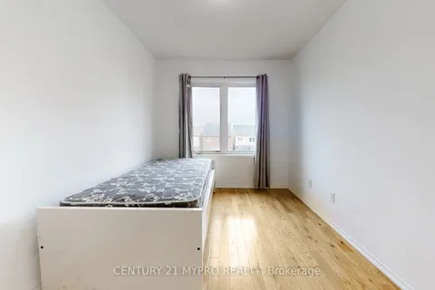 652 Sentinel Road, Toronto, ON M3J 0B2
