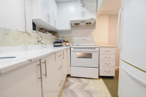 85 Springview Drive, Brampton, ON L6X 4L1