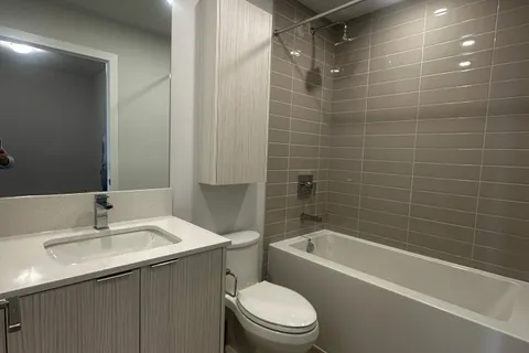 430 Square One Drive, Mississauga, ON L5B 3Y1