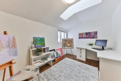 1334 DEVON Road, Oakville, ON L6J 2M1