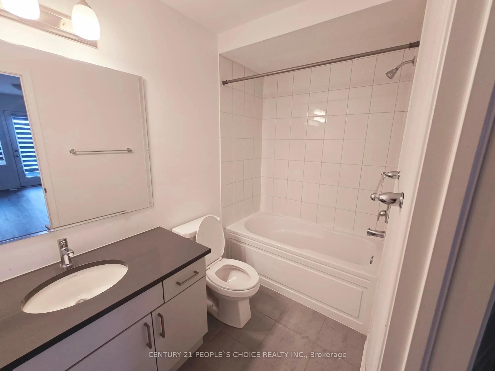 Att/Row/Townhouse interior view at 1563 Moira Crescent Milton