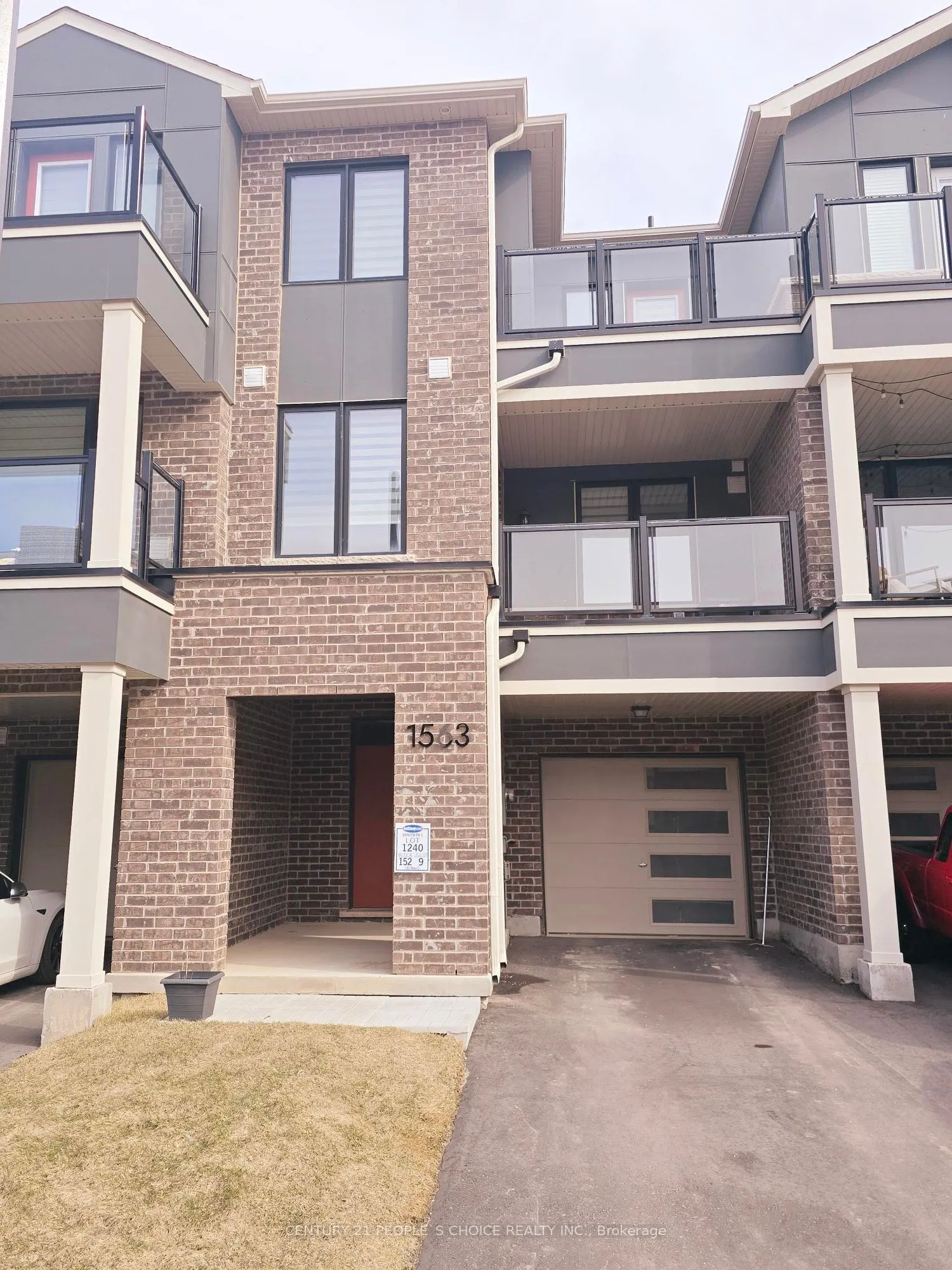 1563 Moira Crescent, Milton, ON L9E 1Y1