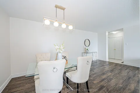 17 Knightsbridge Road, ON L6T 3X9
